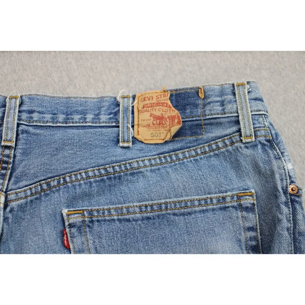 Levi's 501 Jeans Mens 38 X 30 Blue Denim 100% Cotton Button‎ Fly Straight Leg